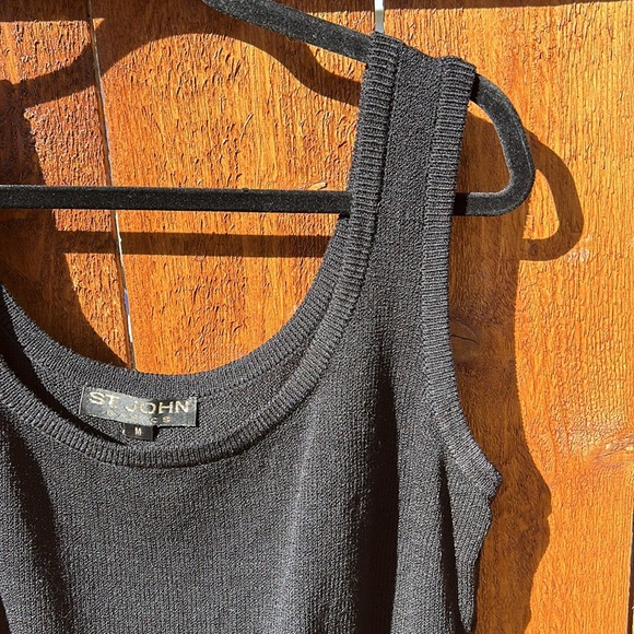 GUC St. John basics knit Black tank top. M Vintage - Picture 3 of 5